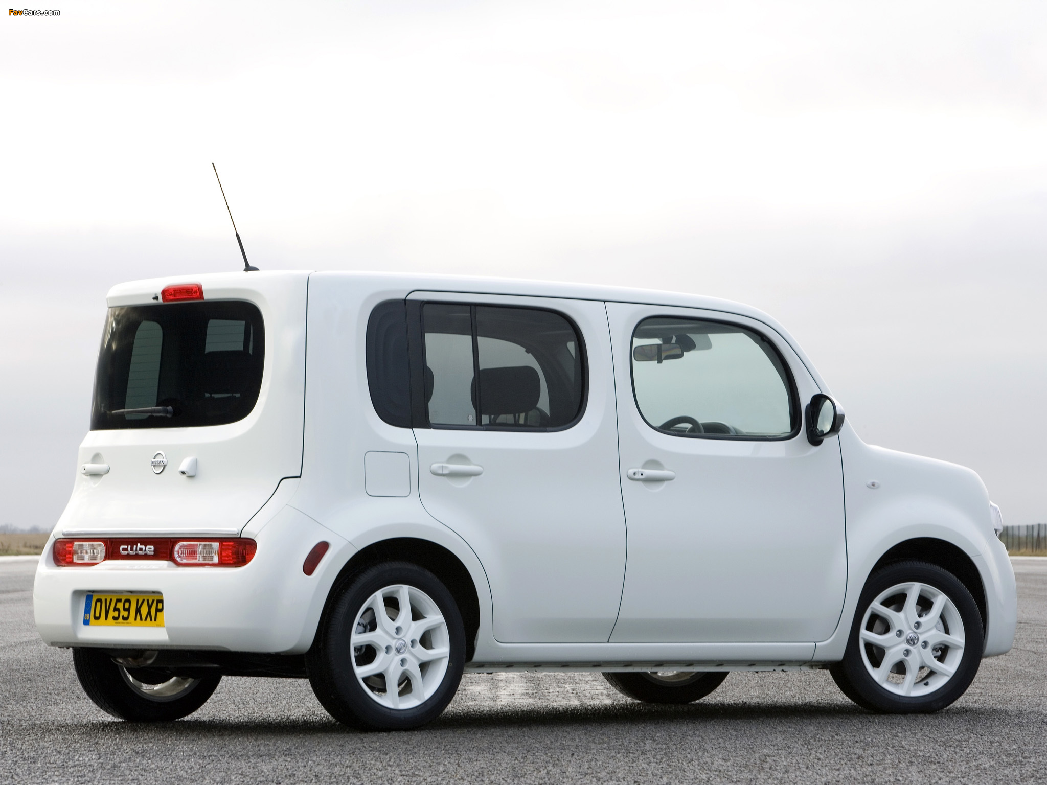 Nissan Cube UK-spec (Z12) 2009 images (2048 x 1536)