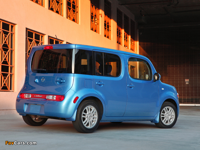 Nissan Cube Indigo Blue (Z12) 2012 photos (640 x 480)