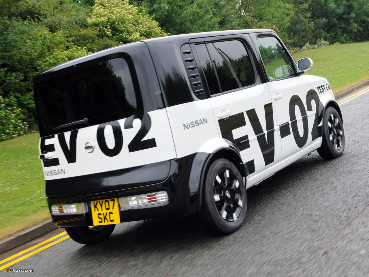 Photos of Nissan EV-02 Test Car 2008 (1280 x 960)
