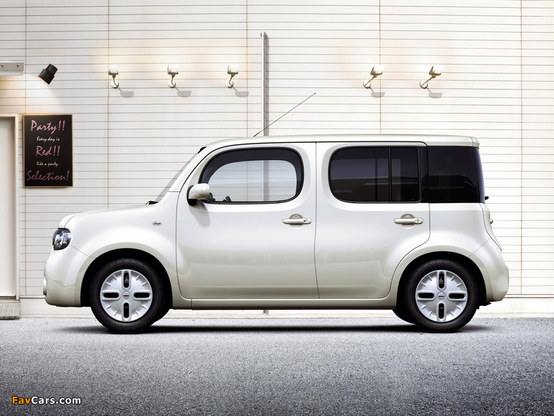 Photos of Nissan Cube Party Red Selection (Z12) 2010 (800 x 600)