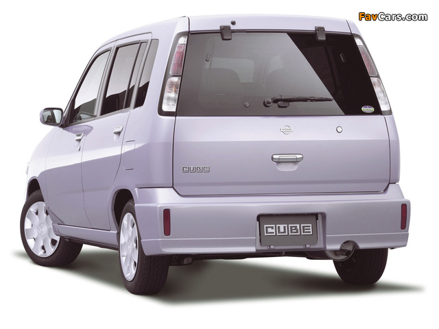Pictures of Nissan Cube (Z10) 2000–02 (640 x 480)