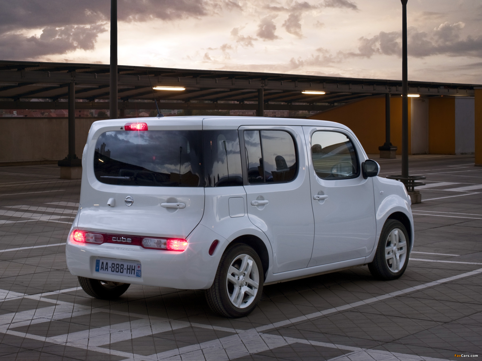 Pictures of Nissan Cube EU-spec (Z12) 2009–12 (2048 x 1536)