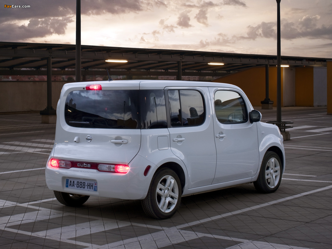 Pictures of Nissan Cube EU-spec (Z12) 2009–12 (1280 x 960)