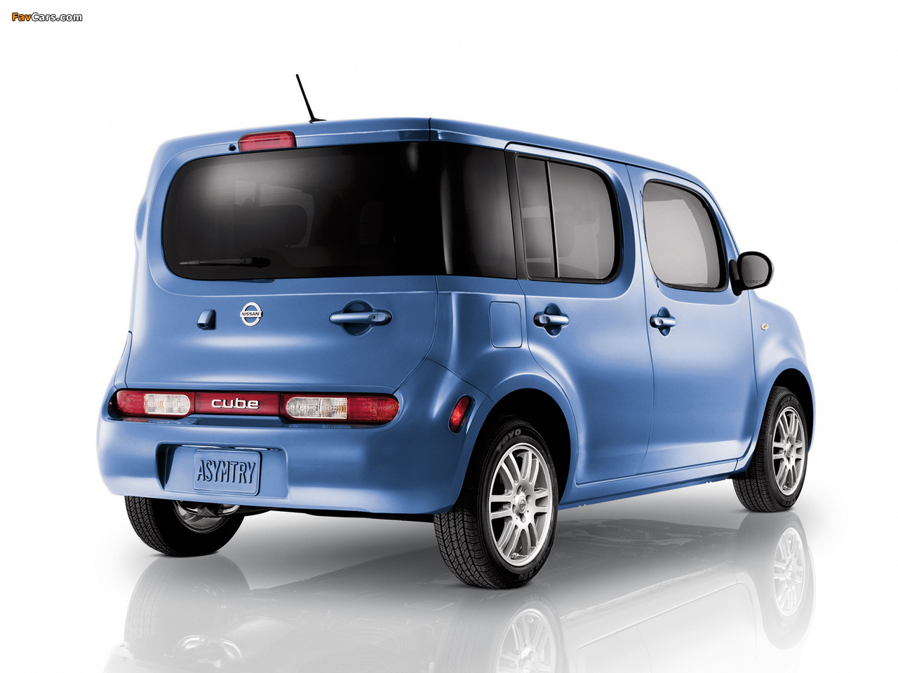 Pictures of Nissan Cube Indigo Blue (Z12) 2012 (1280 x 960)