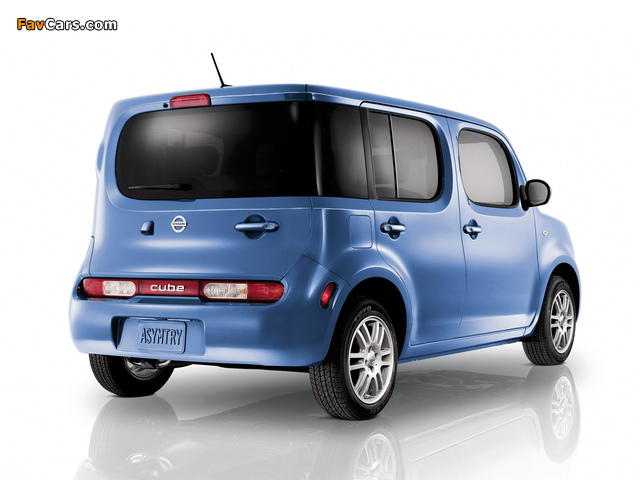 Pictures of Nissan Cube Indigo Blue (Z12) 2012 (640 x 480)