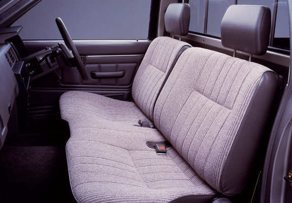 Nissan Datsun Regular Cab (D21) 1985–92 pictures