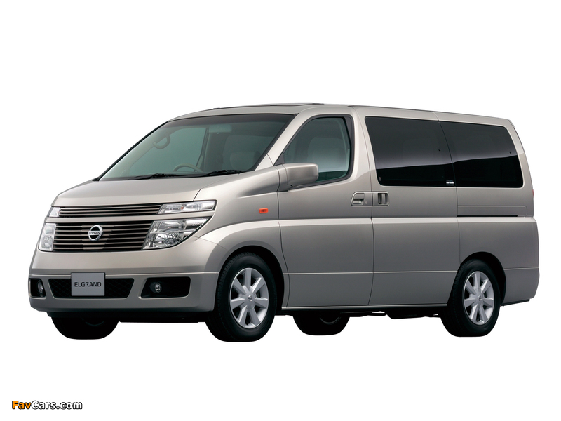 Images of Nissan Elgrand (51) 2002–10 (800 x 600)