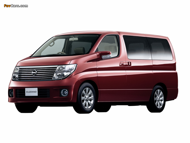 Images of Nissan Elgrand (51) 2002–10 (800 x 600)