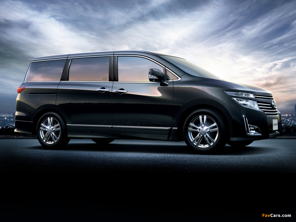 Nissan Elgrand Highway Star (E52) 2010 pictures (1024 x 768)