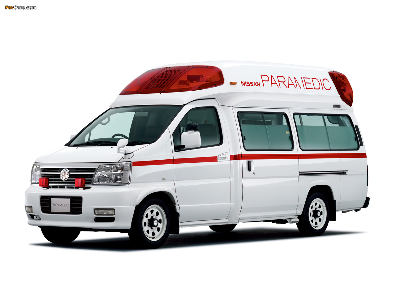 Nissan Elgrand Paramedic (E50) photos (1280 x 960)