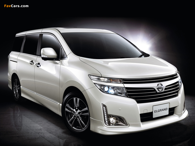 Pictures of Nissan Elgrand Highway Star Urban Chrome (E52) 2011 (800 x 600)
