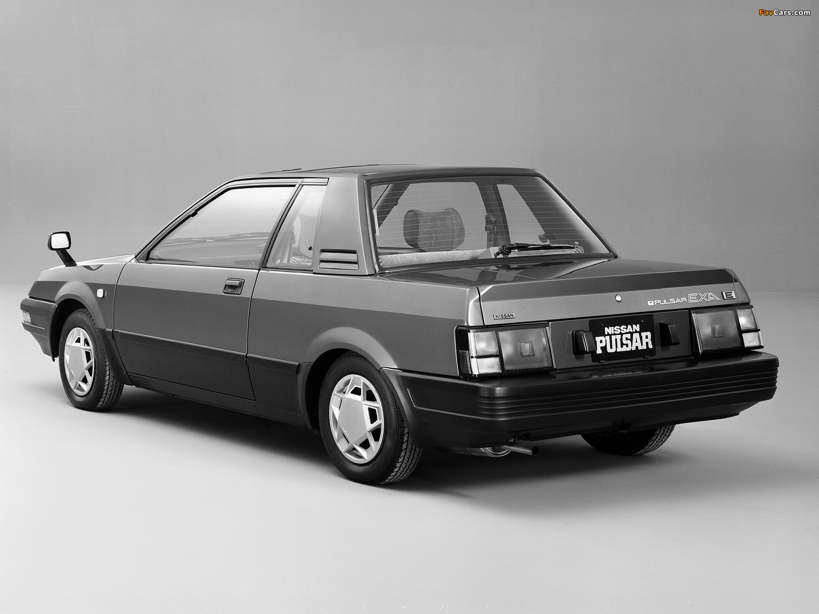 Photos of Nissan Pulsar EXA-E 1500 (N12) 1982–86 (1600 x 1200)