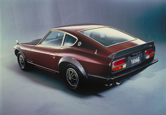Photos of Nissan Fairlady 240Z-G (HS30) 1971–73