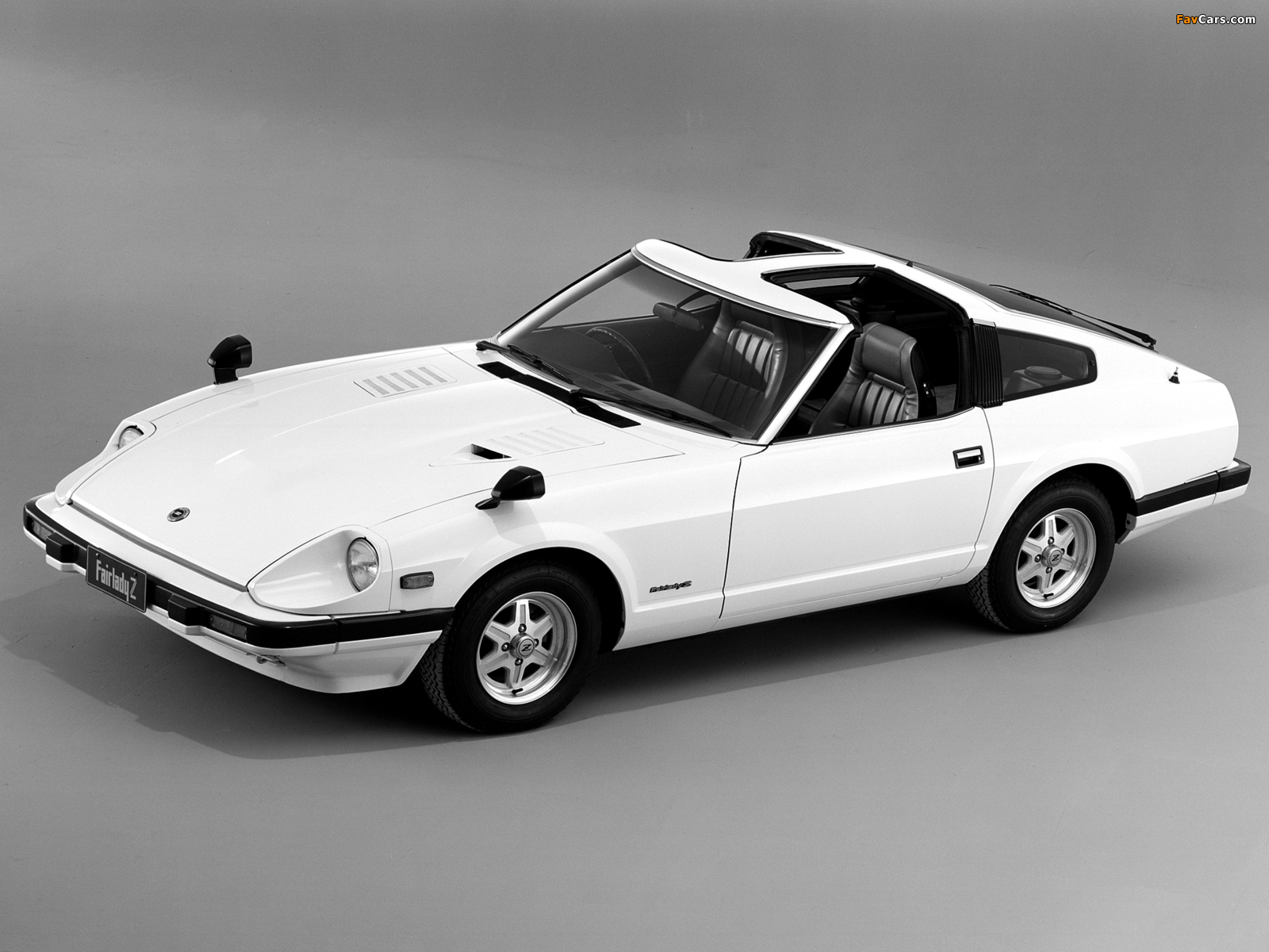 Pictures of Nissan Fairlady 280Z-L T-Roof (HS130) 1980–83 (1600 x 1200)