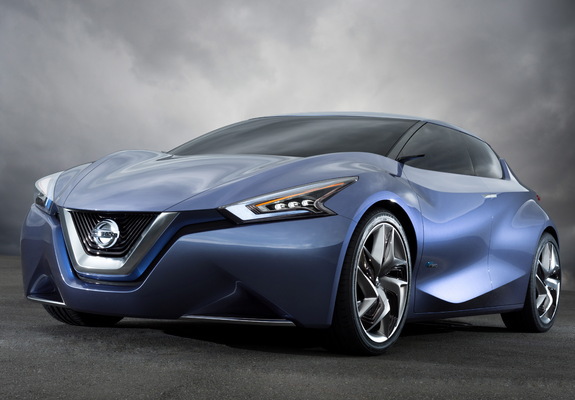 Pictures of Nissan Friend-ME Concept  2013