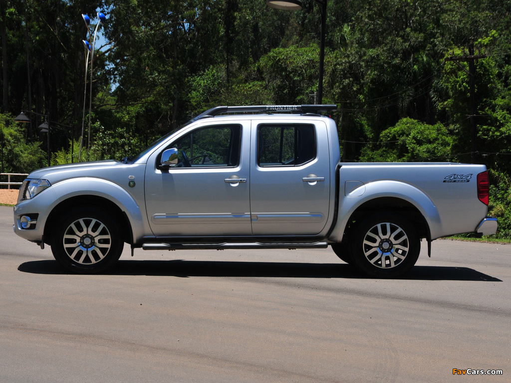 Images of Nissan Frontier 10 Anos (D40) 2012 (1024 x 768)