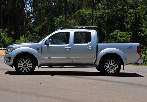 Images of Nissan Frontier 10 Anos (D40) 2012