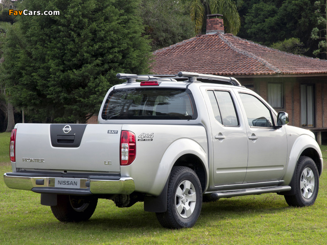 Photos of Nissan Frontier Crew Cab BR-spec (D40) 2008–09 (640 x 480)