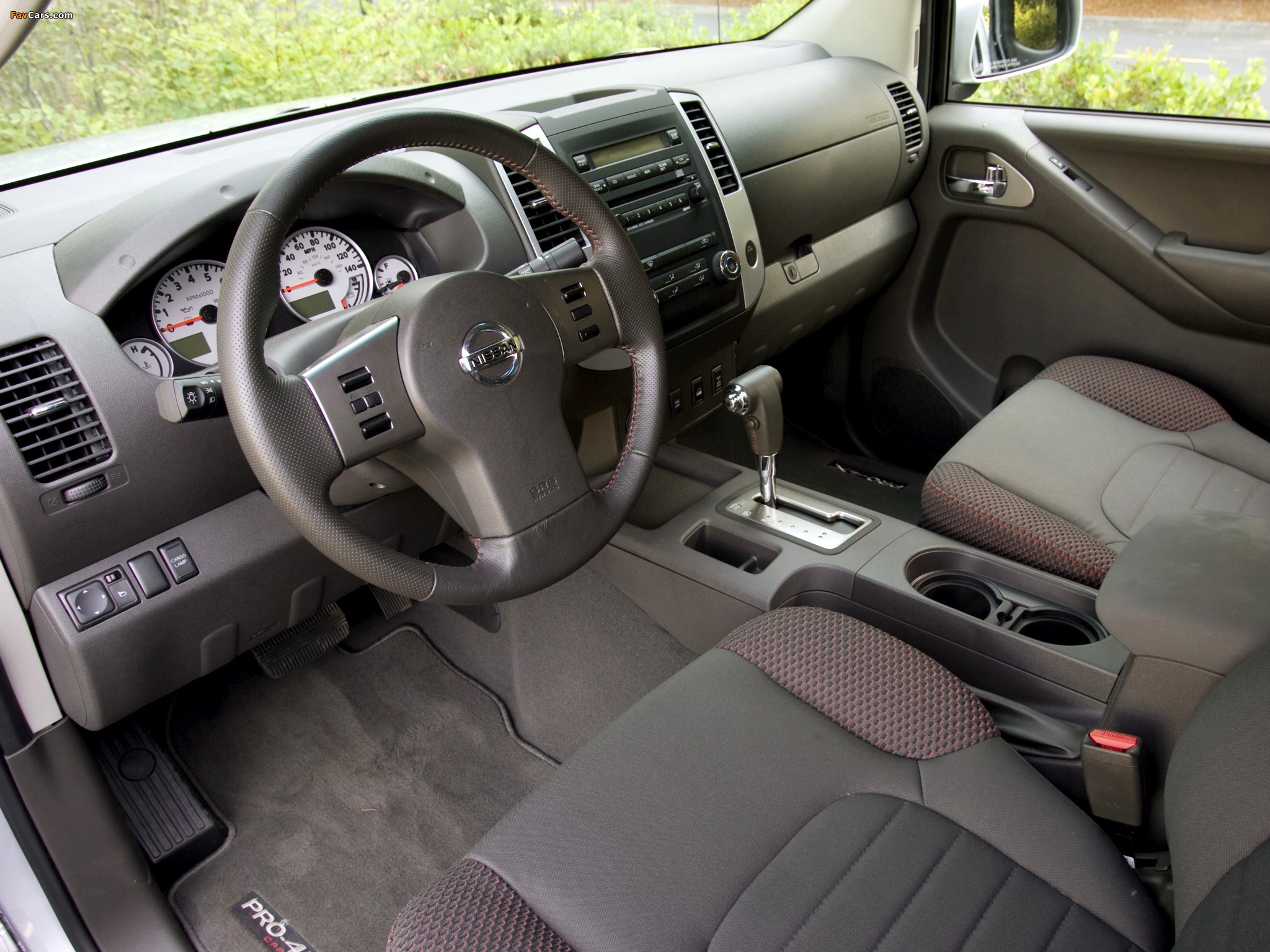 Photos of Nissan Frontier Pro-4X King Cab (D40) 2009 (2048 x 1536)
