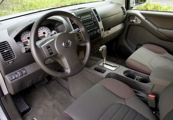 Photos of Nissan Frontier Pro-4X King Cab (D40) 2009