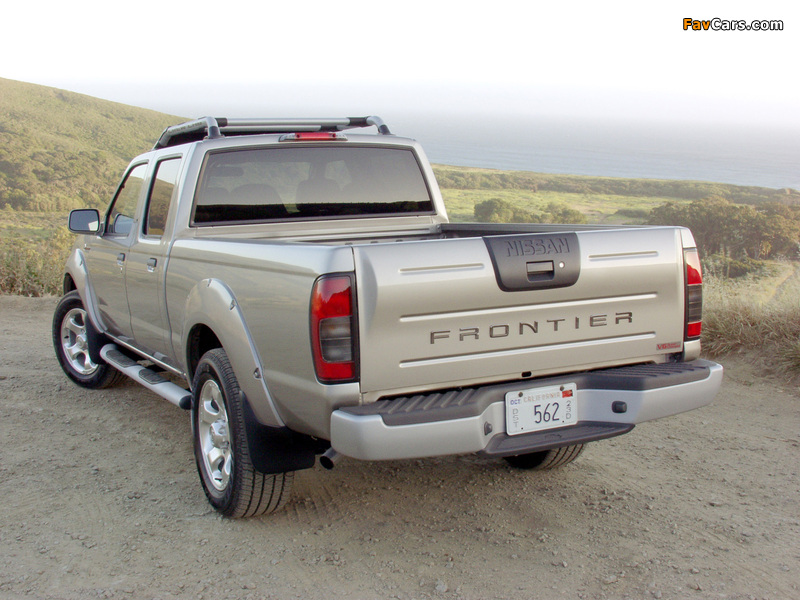 Pictures of Nissan Frontier Crew Cab (D22) 2001–05 (800 x 600)