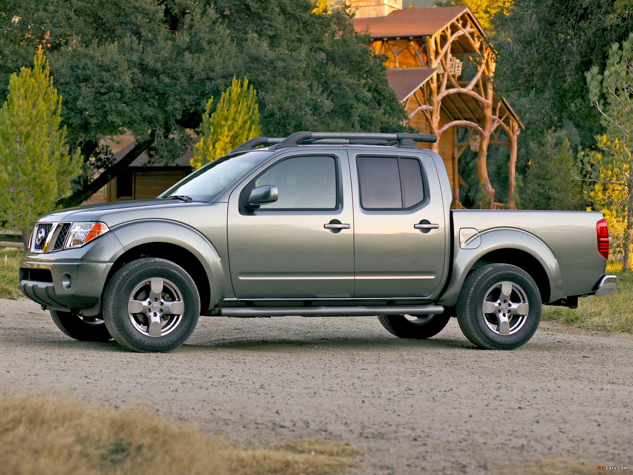 Pictures of Nissan Frontier Crew Cab (D40) 2005–08 (2048 x 1536)