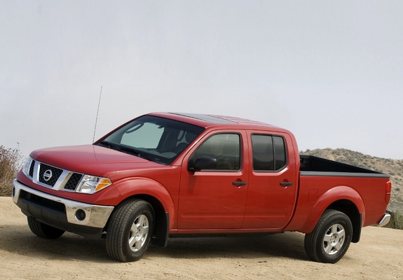 Pictures of Nissan Frontier Crew Cab SE 2005–08