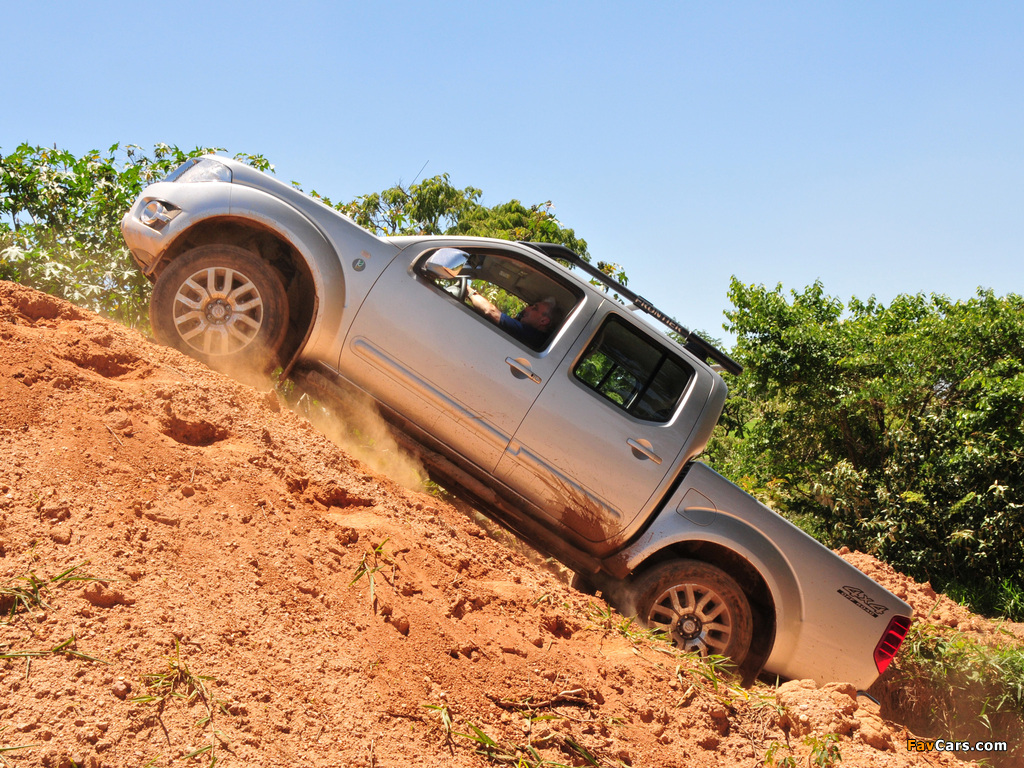 Nissan Frontier 10 Anos (D40) 2012 wallpapers (1024 x 768)