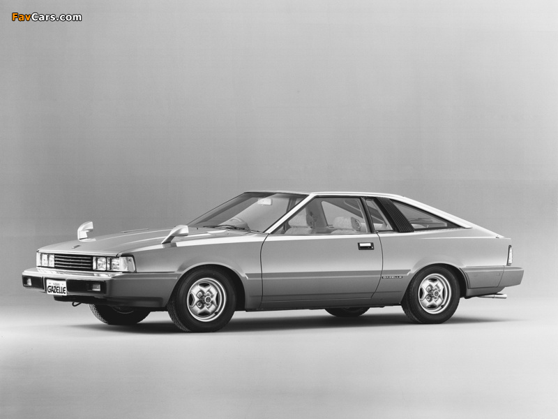 Nissan Gazelle Turbo Hatchback (S110) 1981–83 photos (800 x 600)