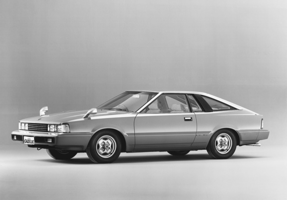 Nissan Gazelle Turbo Hatchback (S110) 1981–83 photos