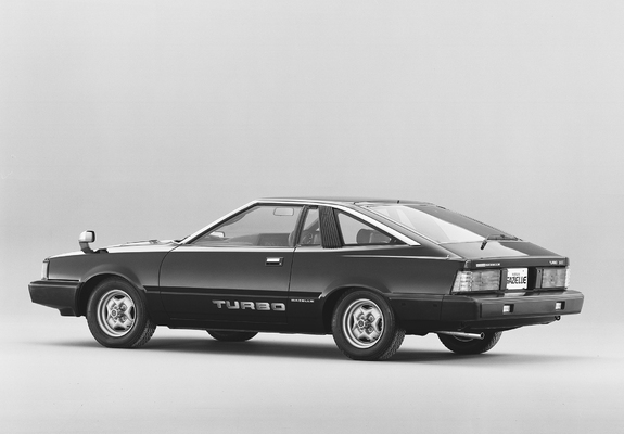 Pictures of Nissan Gazelle Turbo Hatchback (S110) 1981–83