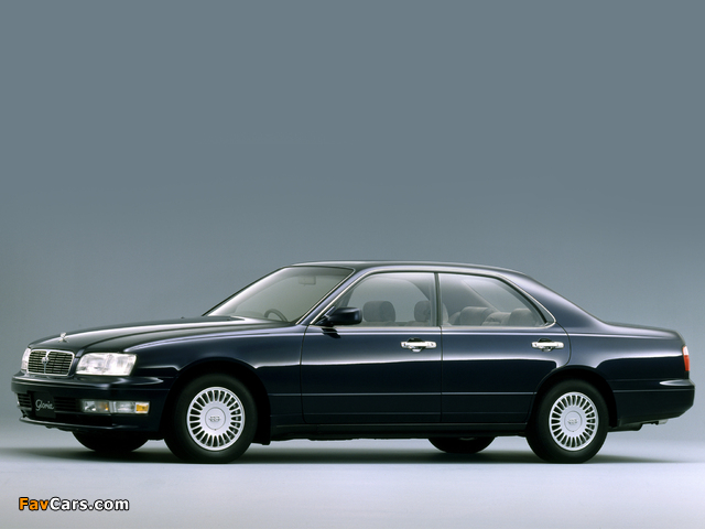 Images of Nissan Gloria Brougham (Y33) 1995–97 (640 x 480)