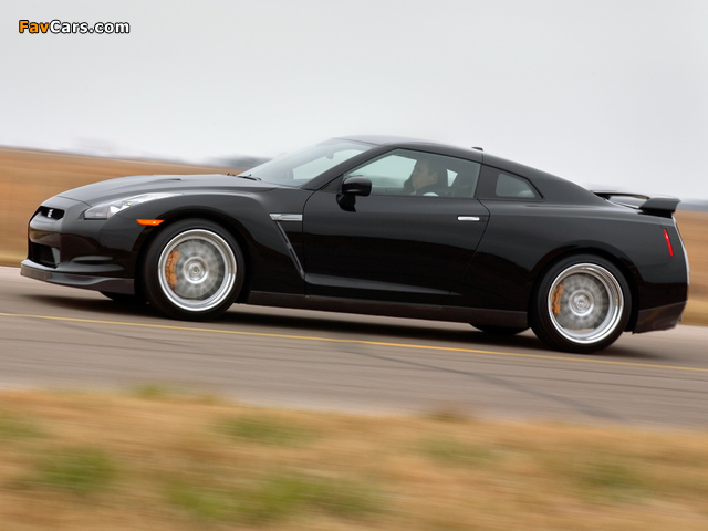 Images of Hennessey Nissan GT-R Godzilla 700 (R35) 2008 (640 x 480)