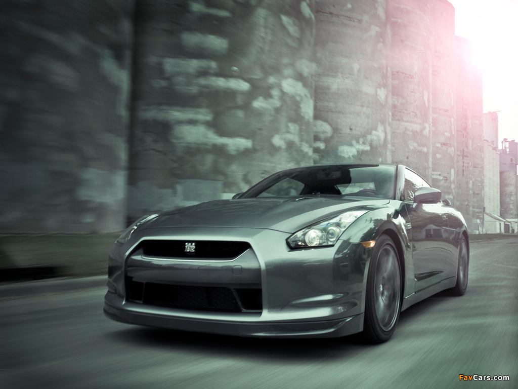 Images of Nissan GT-R Black Edition US-spec (R35) 2008–10 (1024 x 768)