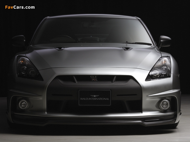 Images of WALD Nissan GT-R Sports Line (R35) 2008 (640 x 480)