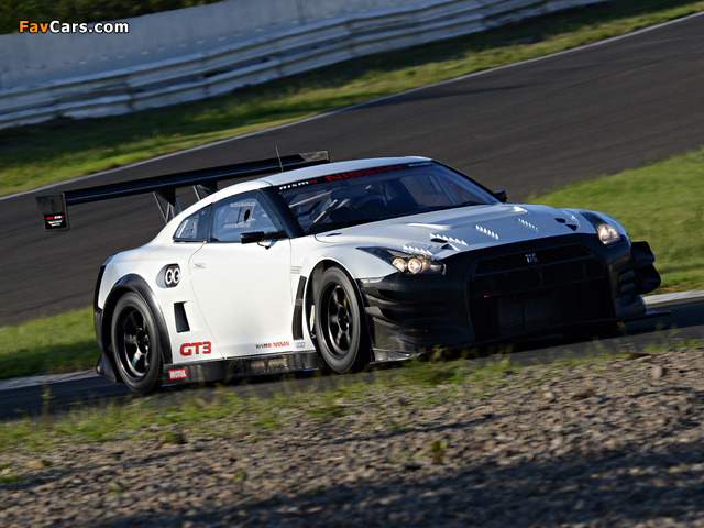 Images of Nismo Nissan GT-R GT3 (R35) 2012 (640 x 480)