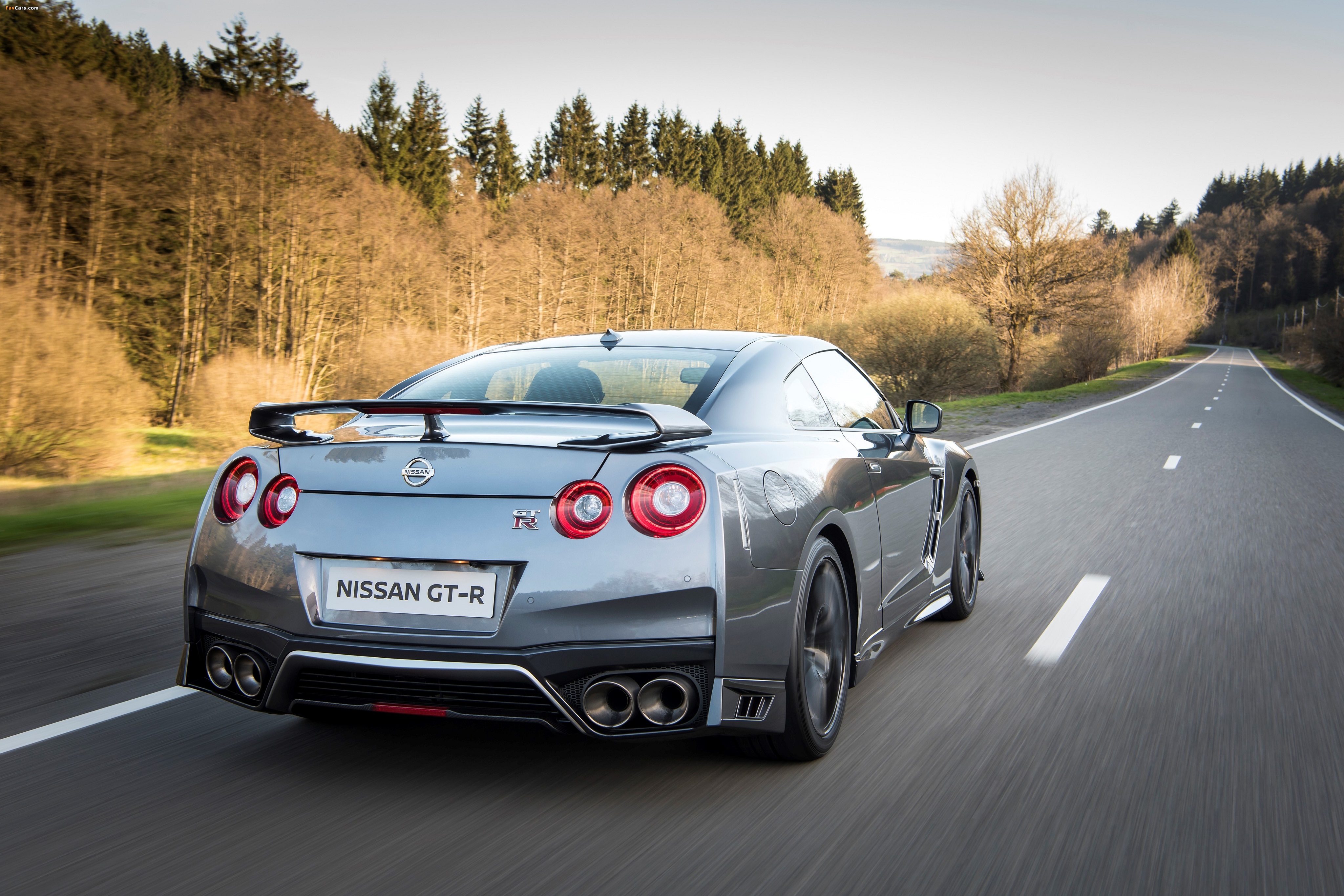 Images of Nissan GT-R (R35) 2016 (4096 x 2733)