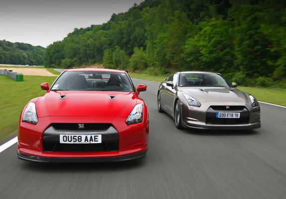 Images of Nissan GT-R
