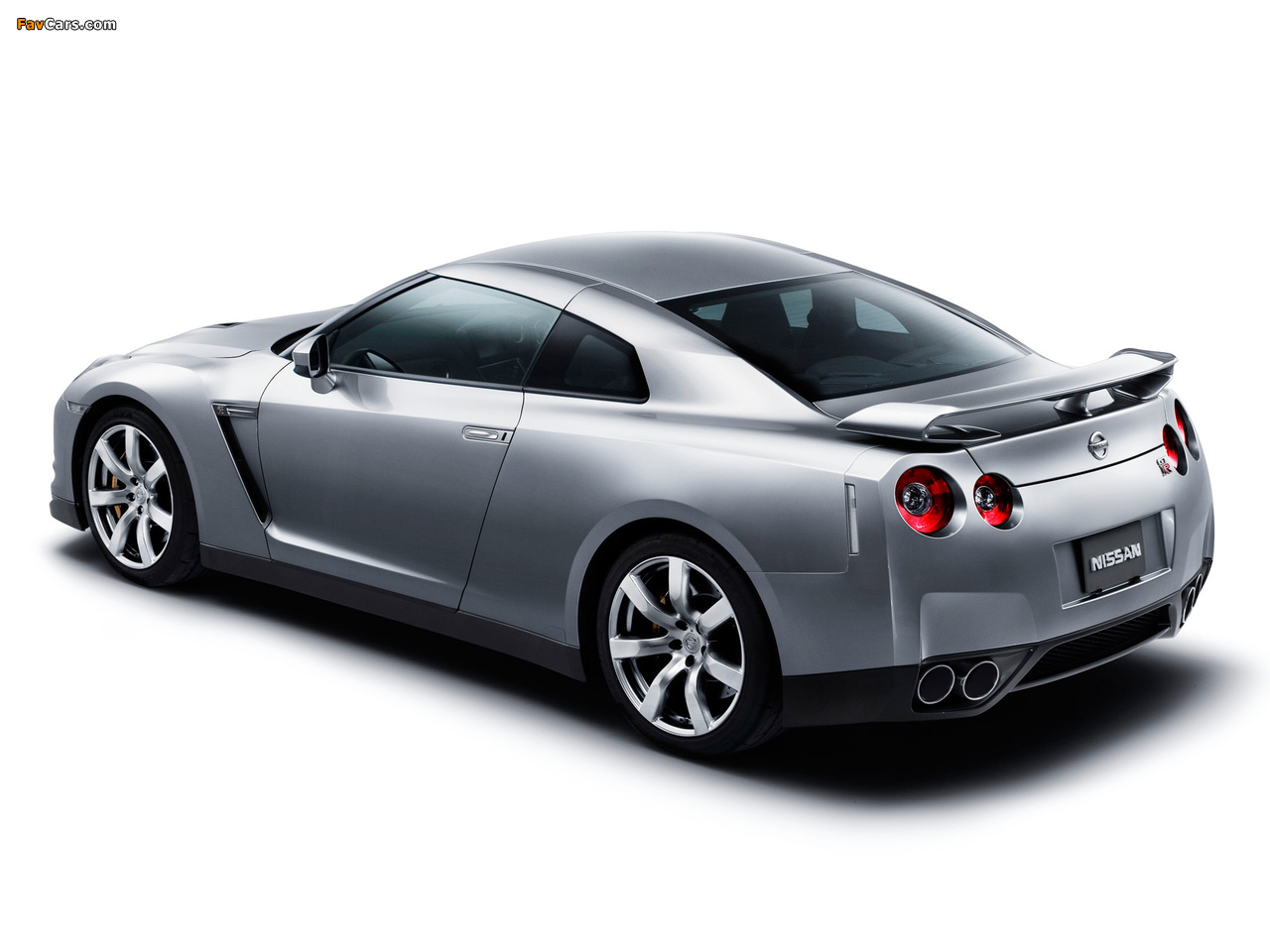Nissan GT-R JP-spec (R35) 2008–10 images (1280 x 960)