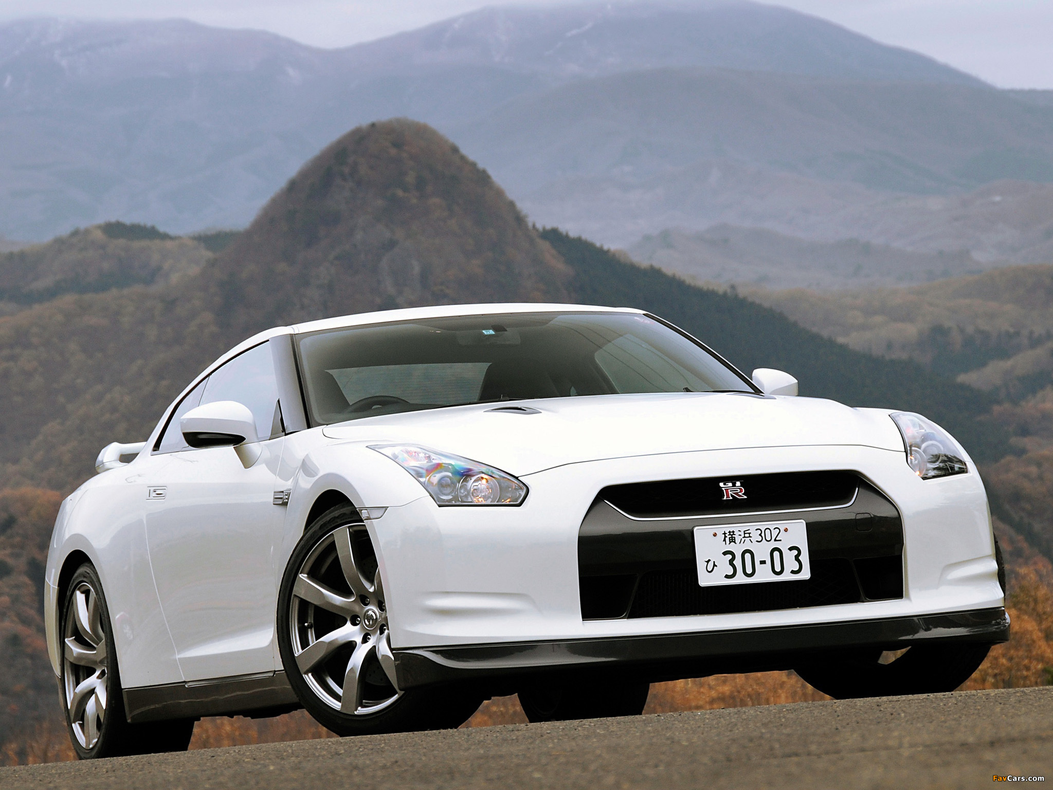 Nissan GT-R JP-spec (R35) 2008–10 images (2048 x 1536)