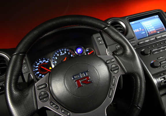 Nissan GT-R Black Edition US-spec (R35) 2008–10 pictures