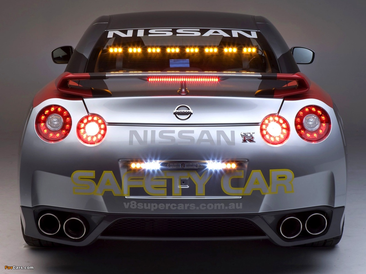 Nissan GT-R Safety Car (R35) 2009 images (1280 x 960)