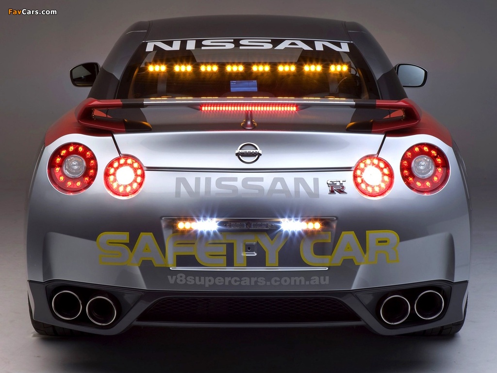 Nissan GT-R Safety Car (R35) 2009 images (1024 x 768)