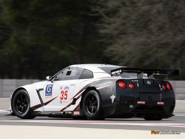 Nissan GT-R FIA GT1 (R35) 2009 images (640 x 480)