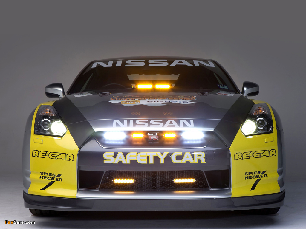 Nissan GT-R Safety Car (R35) 2009 pictures (1024 x 768)