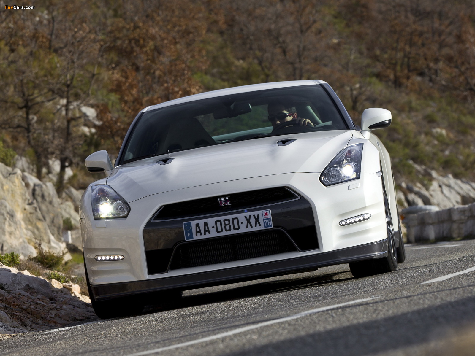 Nissan GT-R Black Edition (R35) 2010 photos (1600 x 1200)