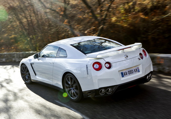 Nissan GT-R Black Edition (R35) 2010 photos