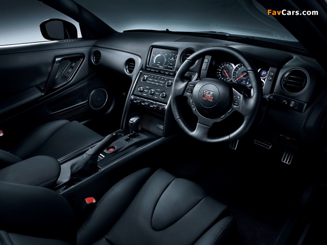 Nissan GT-R Black Edition JP-spec (R35) 2010 wallpapers (640 x 480)