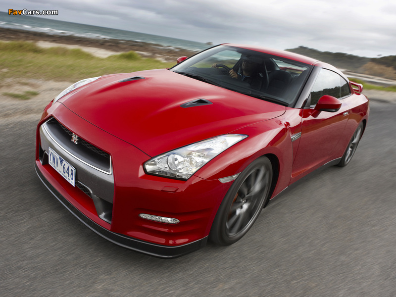 Nissan GT-R AU-spec (R35) 2011 pictures (800 x 600)