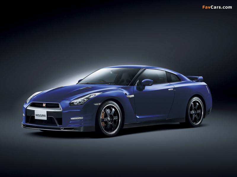 Nissan GT-R Pure Edition For Track Pack JP-spec (R35) 2011 wallpapers (800 x 600)